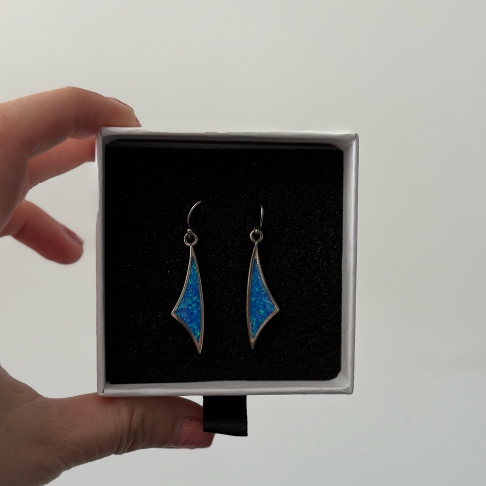 Village Silversmith Sterling Silver 925 Opal Stone Modern Curved Dangle Earrings - Picture 2 of 5
